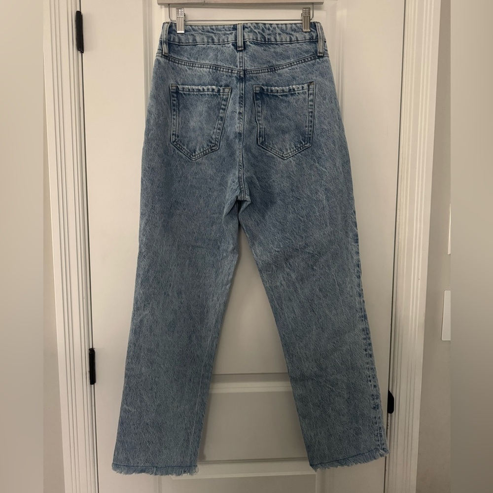 Dynamite Gisele Straight Leg High Waist Blue Wash Jeans Frayed Edge Size 26 - Picture 2 of 5